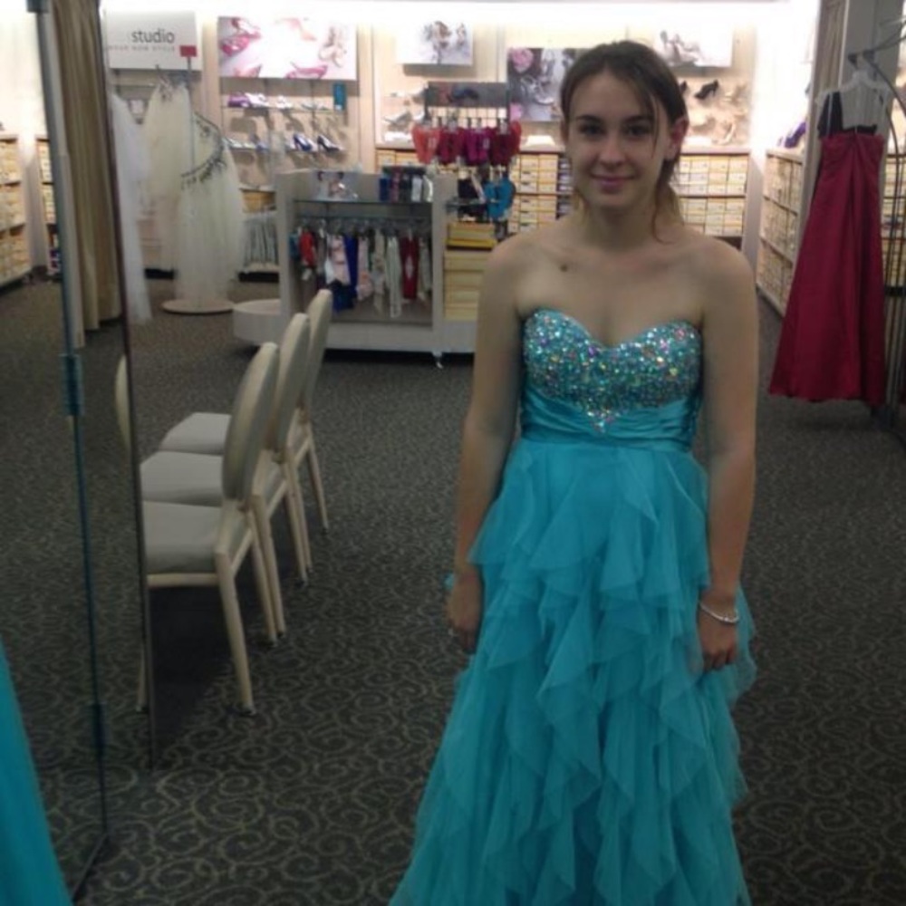 Blue prom dress